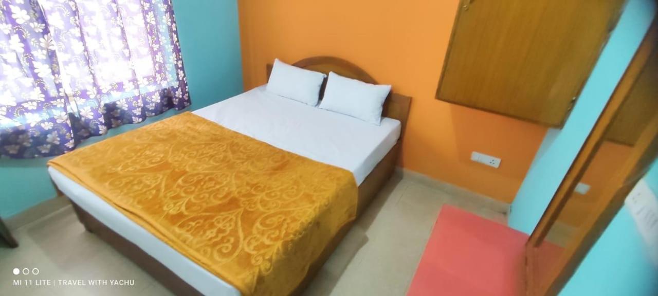 Hotel Nakshatra Ooty Exteriör bild