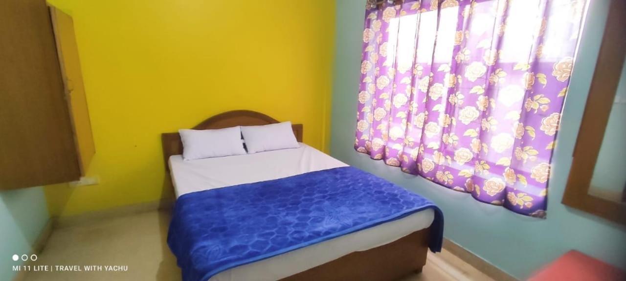 Hotel Nakshatra Ooty Exteriör bild