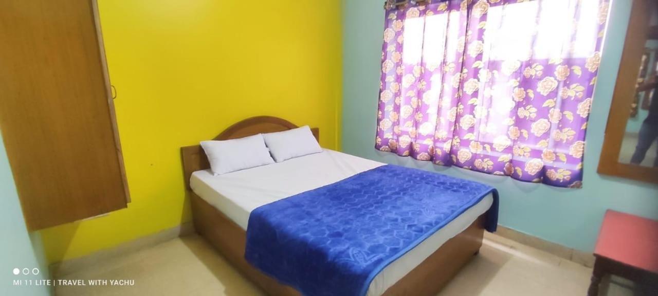 Hotel Nakshatra Ooty Exteriör bild