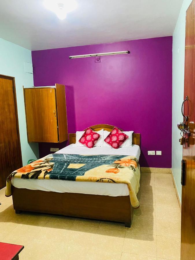 Hotel Nakshatra Ooty Exteriör bild