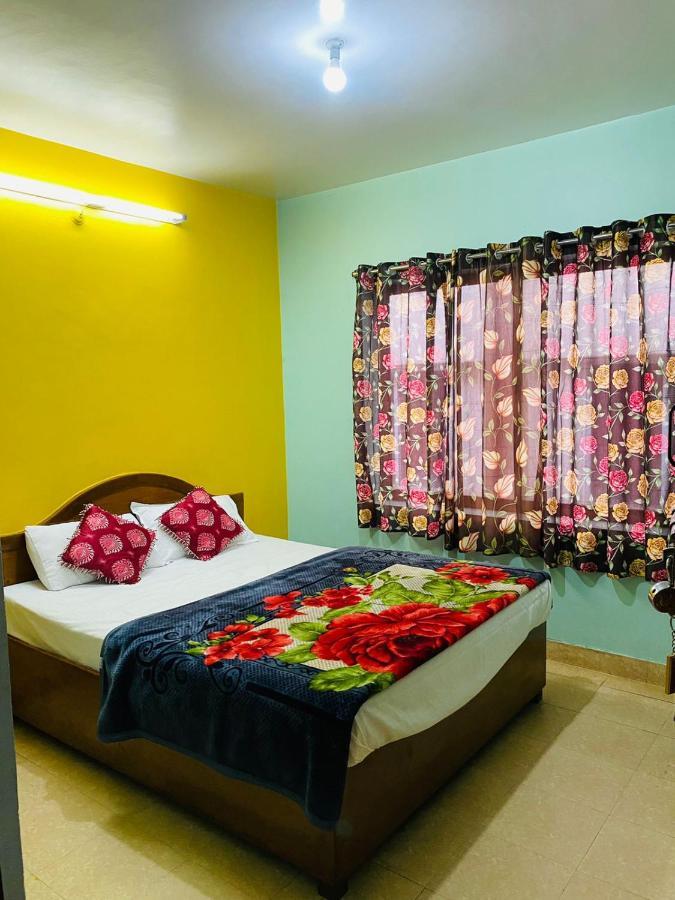 Hotel Nakshatra Ooty Exteriör bild